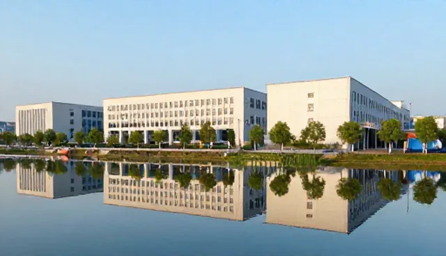 采购流程优化中的性能表现与适用场景分析
